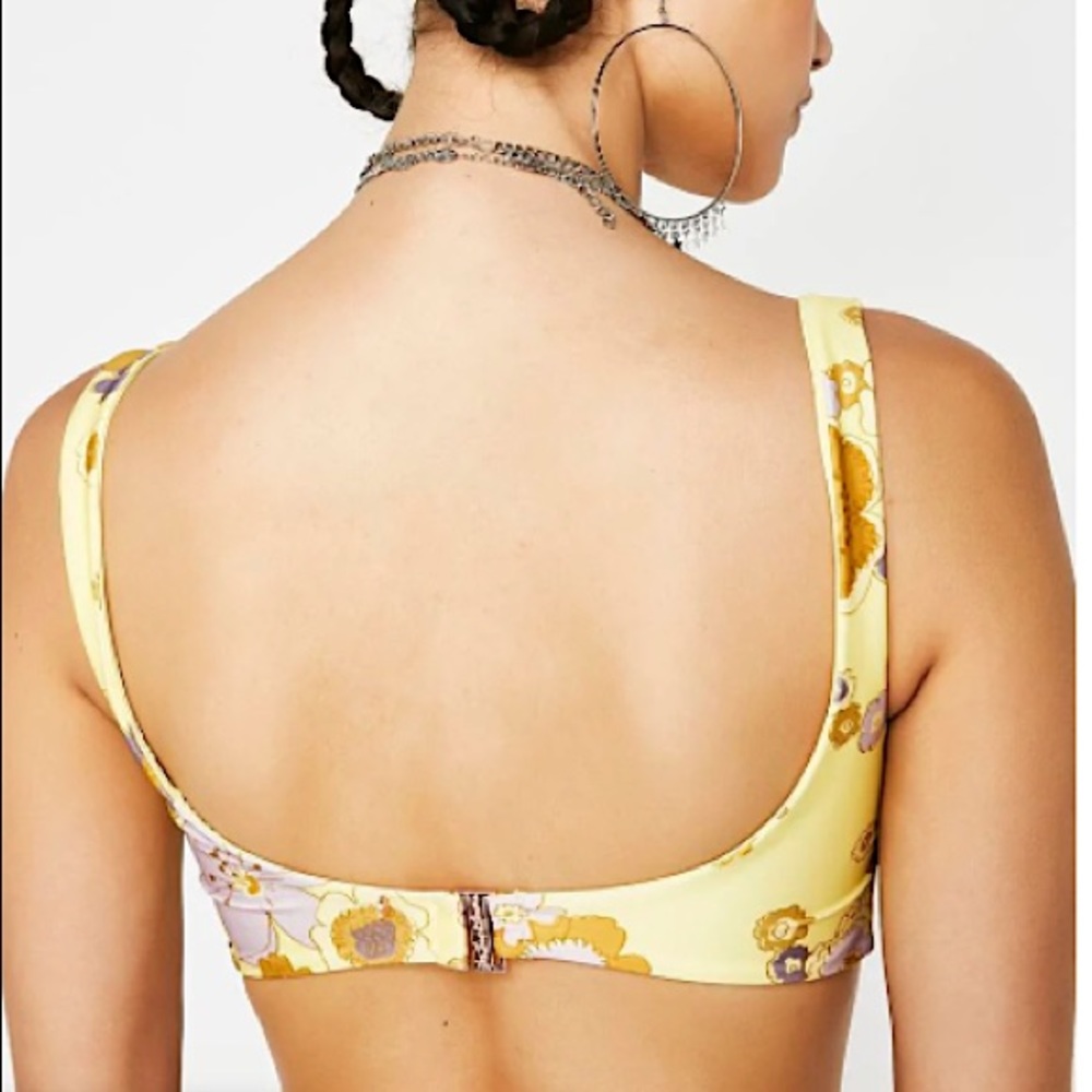 for love and lemons lillian knot top🌻 - Picture 6 of 12